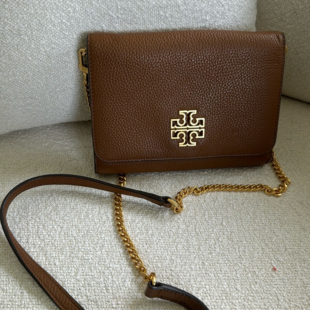 Tory Birch Britten Chain Wallet | Moose